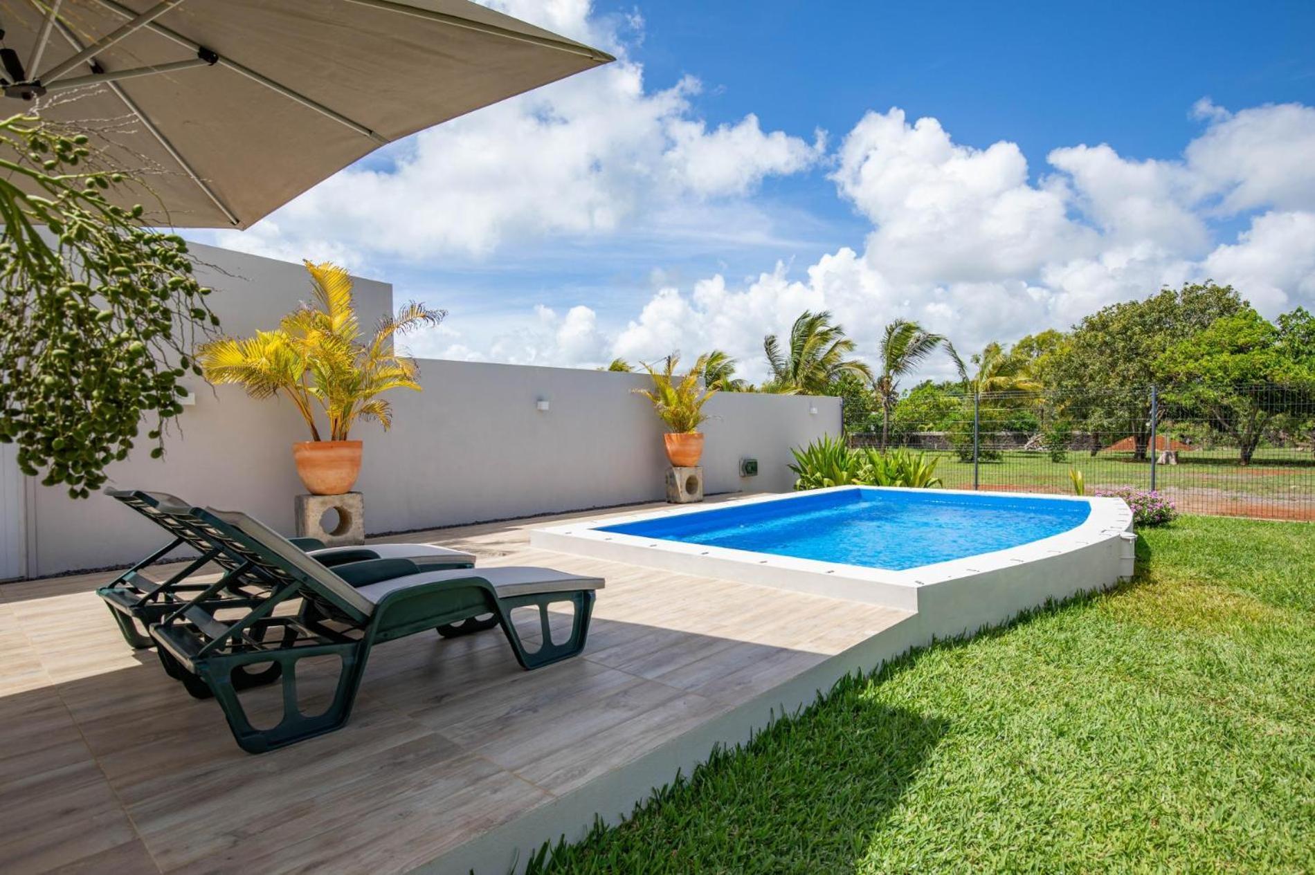 Quaint 4Bdr Villa With Pool In Grand Gaube Exterior photo